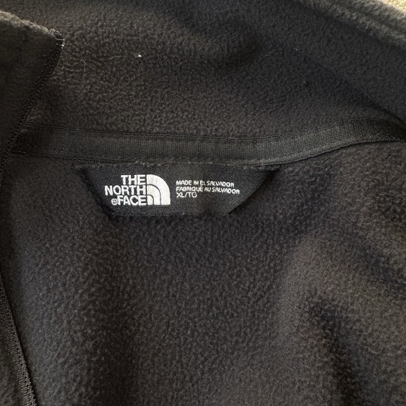 The North Face Mens XL Black Micro Fleece 1/4 Zip Pullover Jacket - Picture 5 of 11